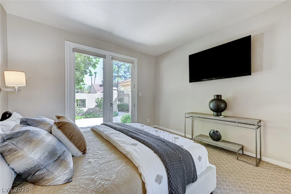 8121 Castle Pines, Las Vegas, NV 89113