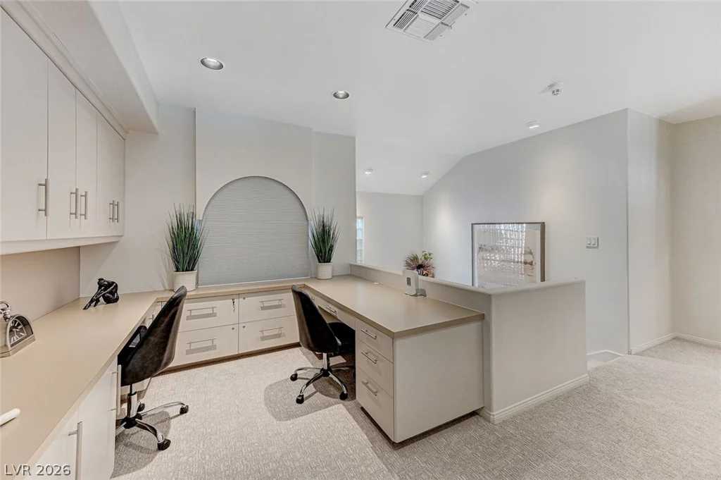 8121 Castle Pines, Las Vegas, NV 89113