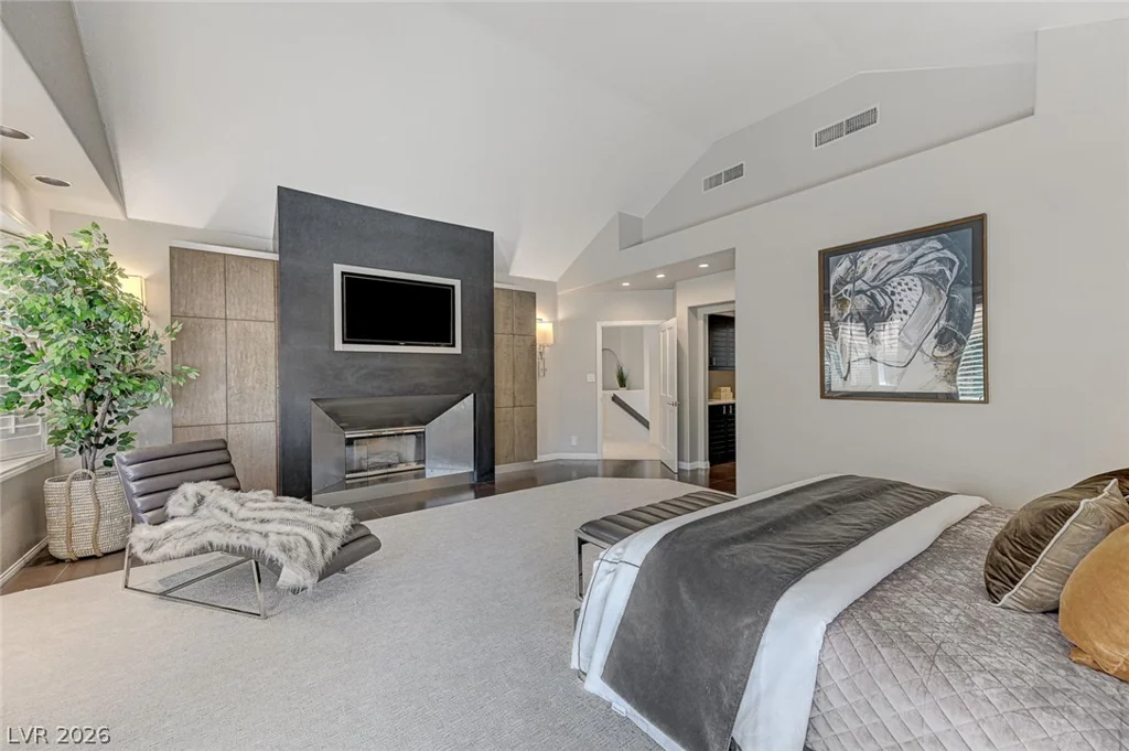 8121 Castle Pines, Las Vegas, NV 89113