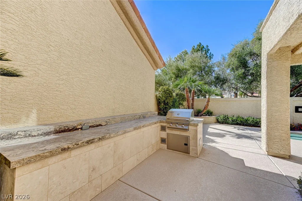 8121 Castle Pines, Las Vegas, NV 89113
