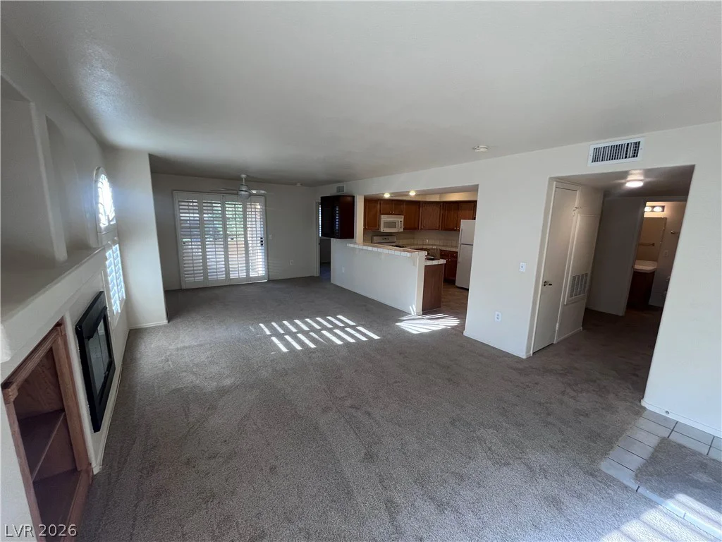 7950 Flamingo, Las Vegas, NV 89147