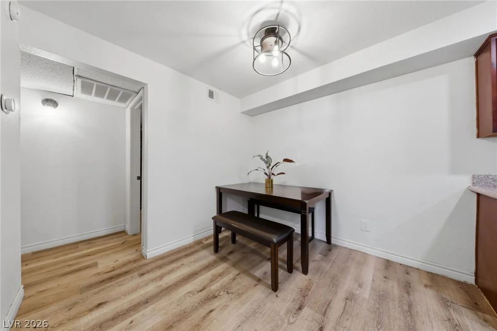 2451 Rainbow, Las Vegas, NV 89108