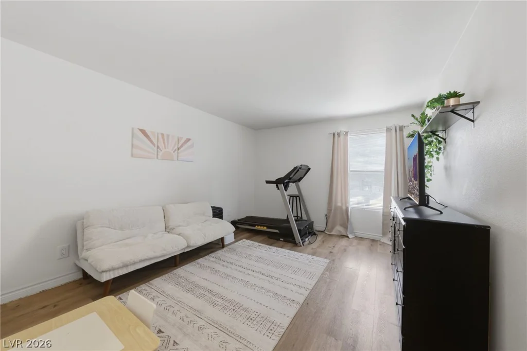 2451 Rainbow, Las Vegas, NV 89108