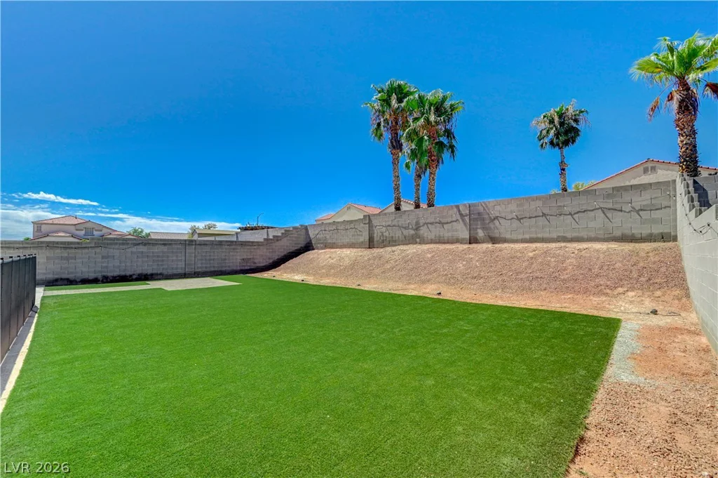 6115 Cozy Creek, North Las Vegas, NV 89031