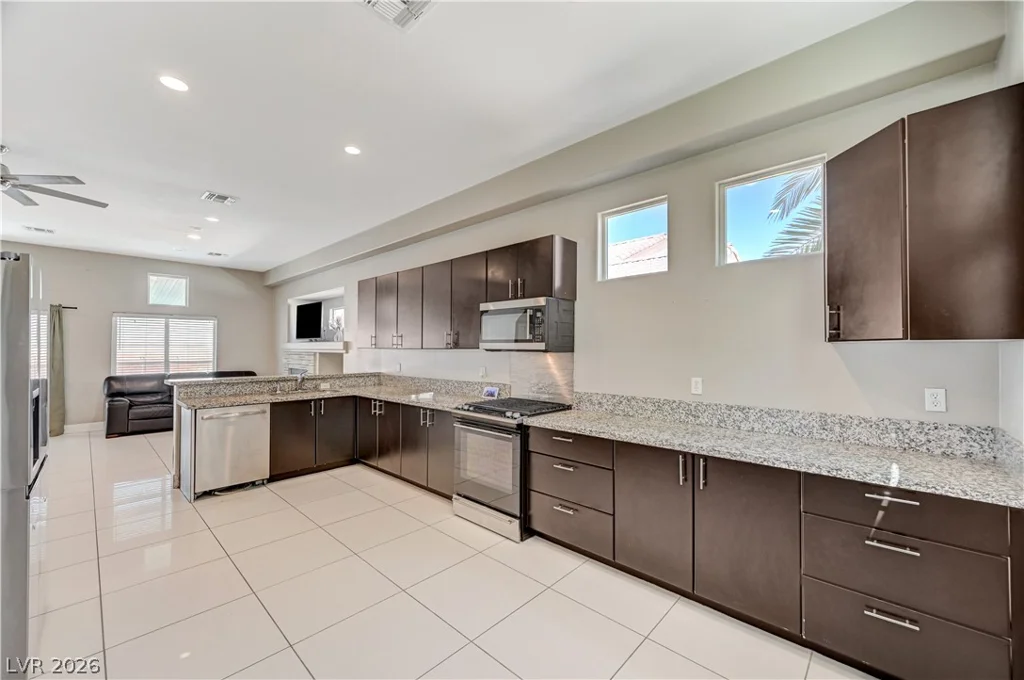 6115 Cozy Creek, North Las Vegas, NV 89031