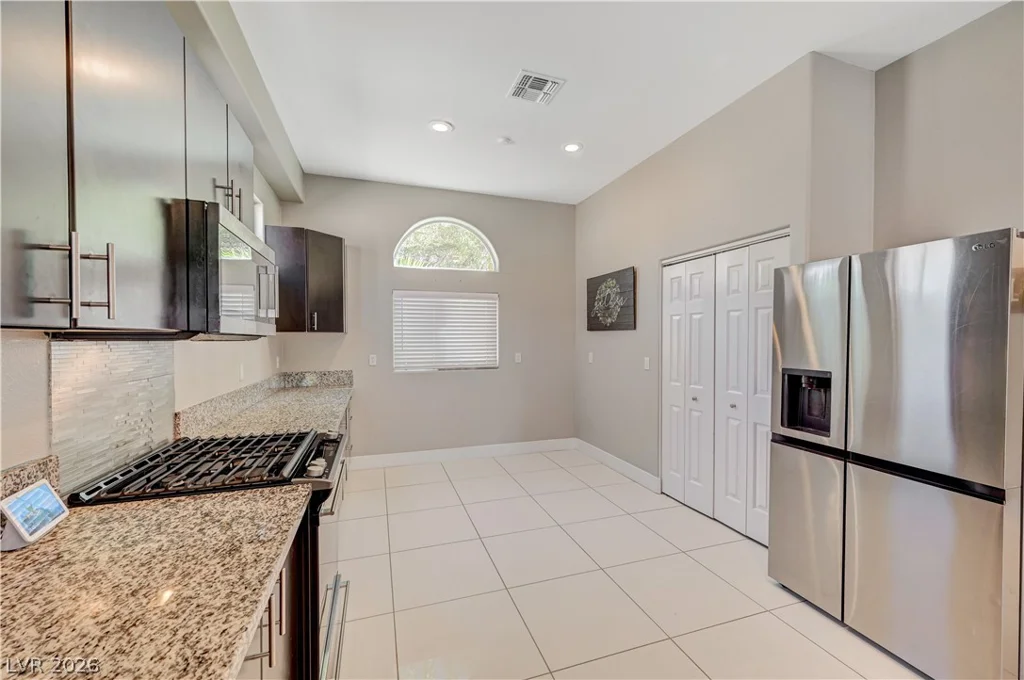 6115 Cozy Creek, North Las Vegas, NV 89031