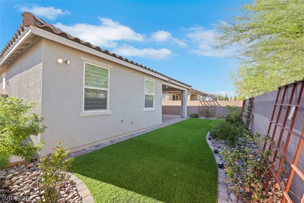 8948 Marigold Creek, Las Vegas, NV 89113