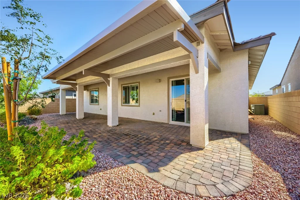 617 Comodo, Henderson, NV 89011