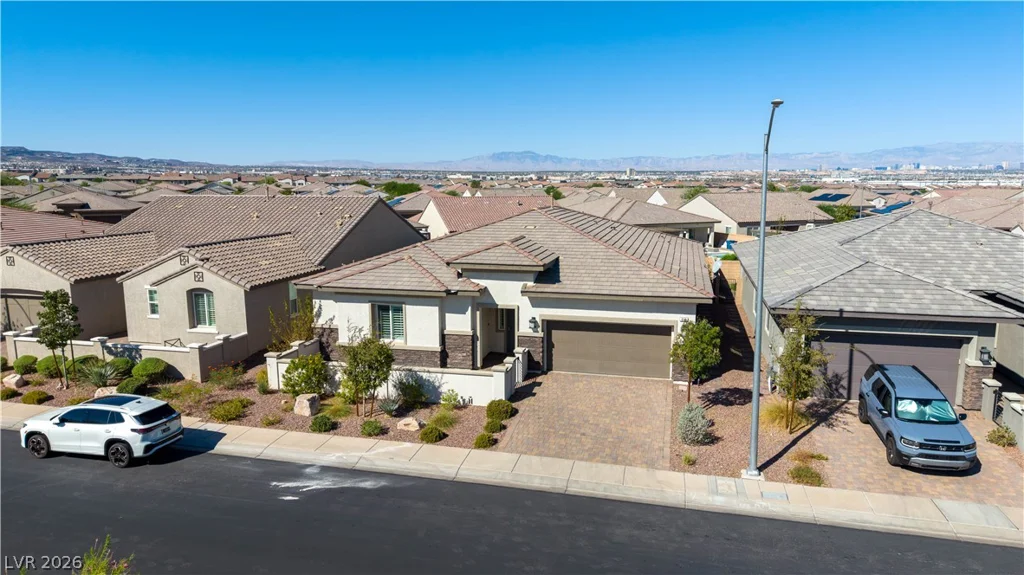 617 Comodo, Henderson, NV 89011