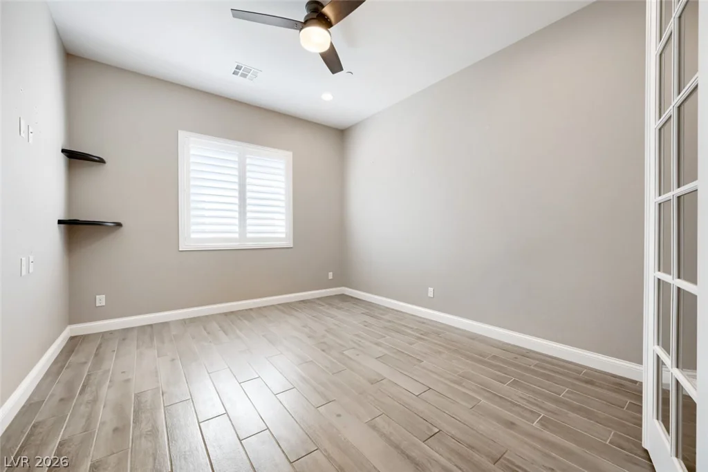 617 Comodo, Henderson, NV 89011