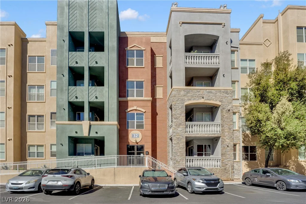 32 Serene, Las Vegas, NV 89123