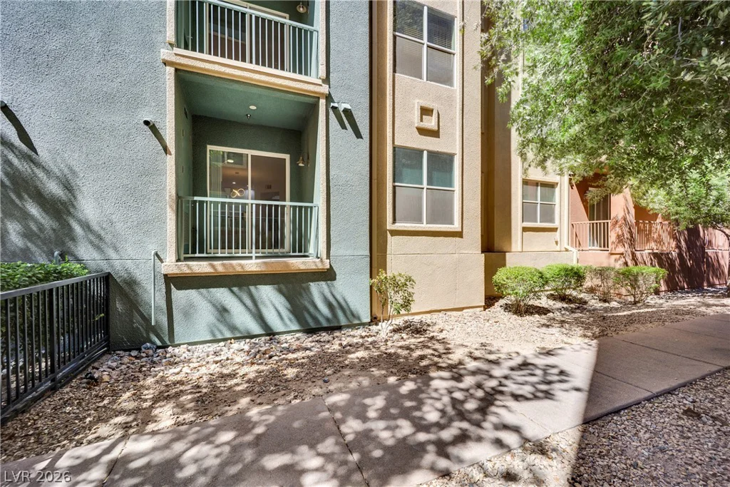 32 Serene, Las Vegas, NV 89123