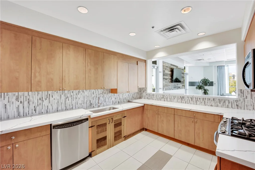 32 Serene, Las Vegas, NV 89123