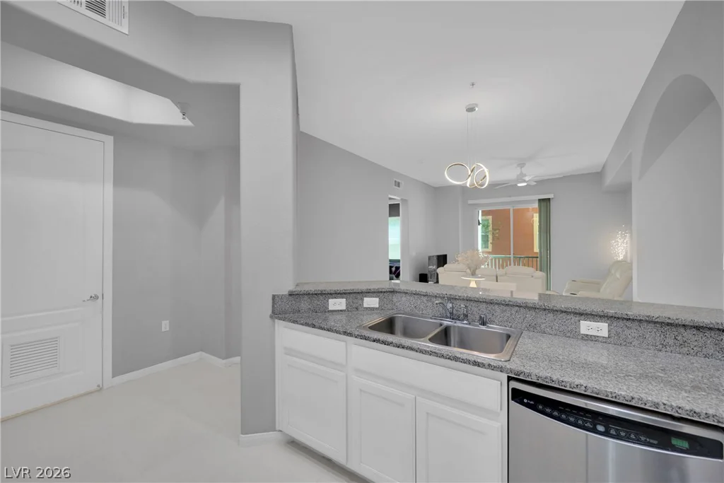 32 Serene, Las Vegas, NV 89123