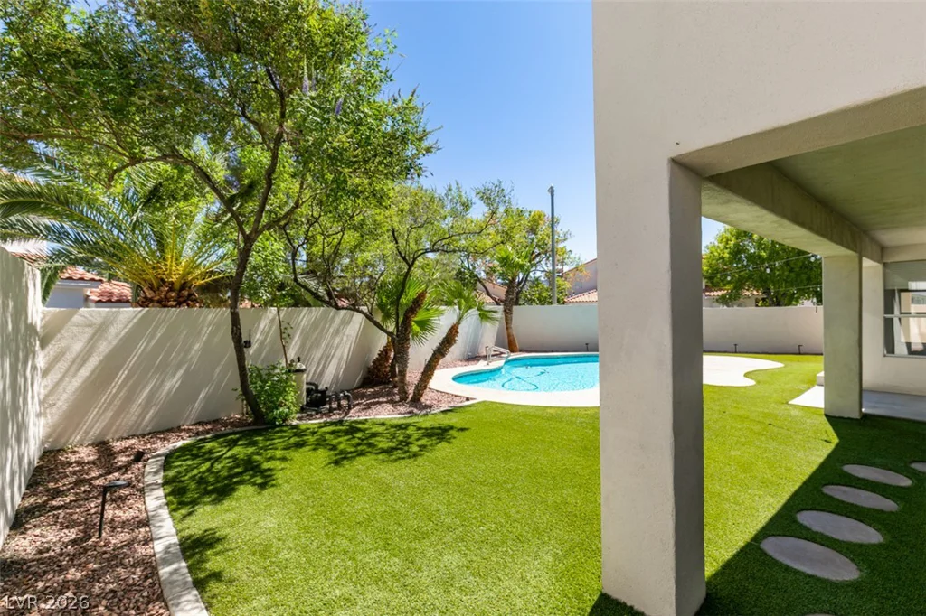168 Buena, Henderson, NV 89074