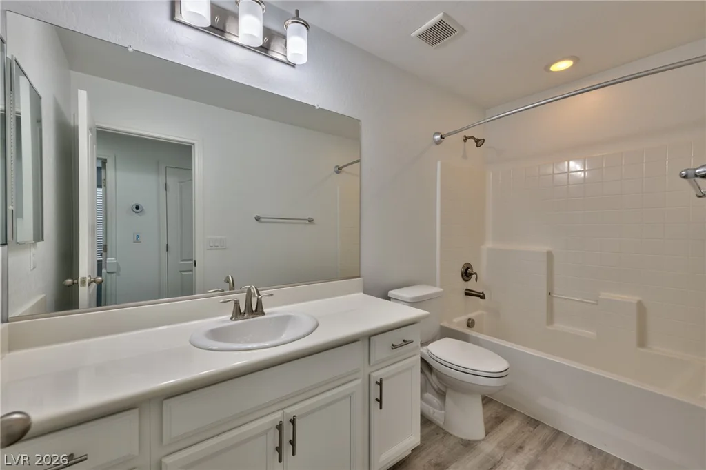 7724 Eastham Bay, Las Vegas, NV 89179