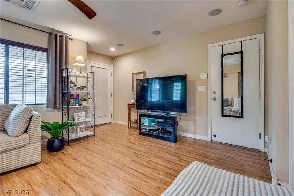 5280 Judkins, Las Vegas, NV 89122