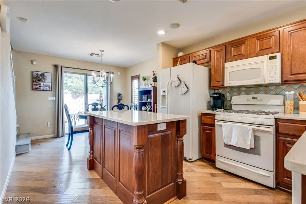 5280 Judkins, Las Vegas, NV 89122