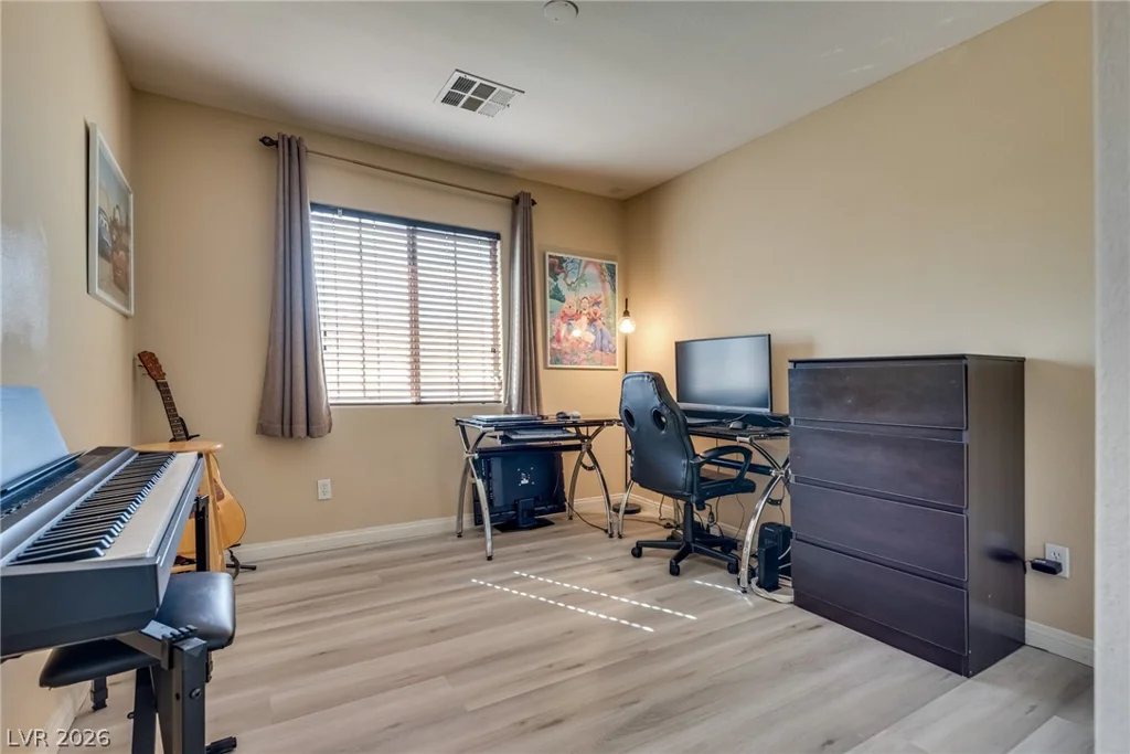5280 Judkins, Las Vegas, NV 89122