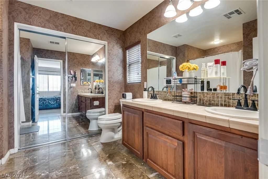 5280 Judkins, Las Vegas, NV 89122