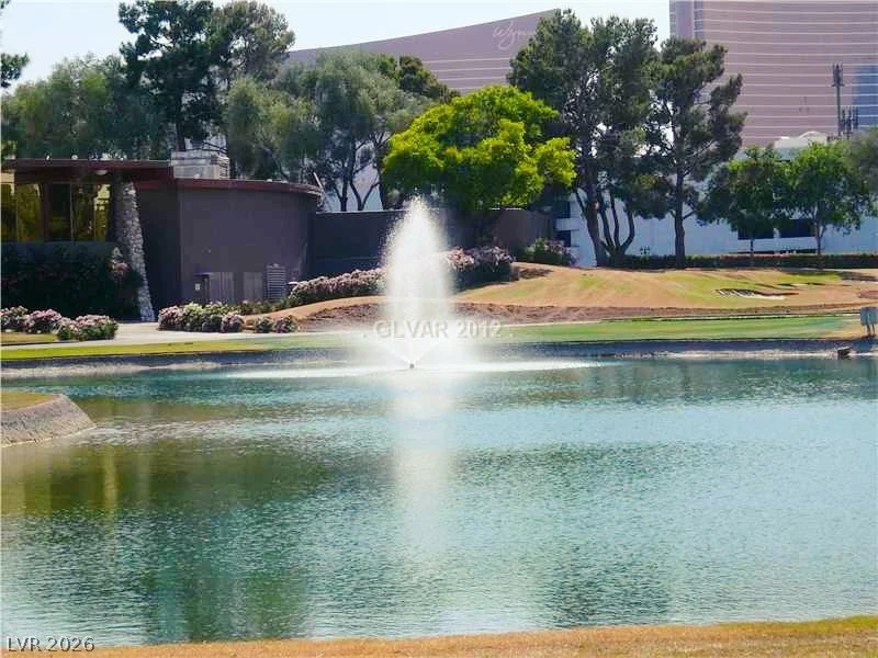 2822 QUEENS COURTYARD, Las Vegas, NV 89109