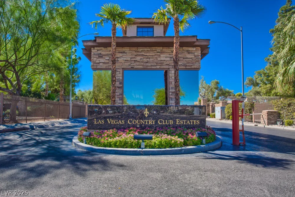 2822 QUEENS COURTYARD, Las Vegas, NV 89109