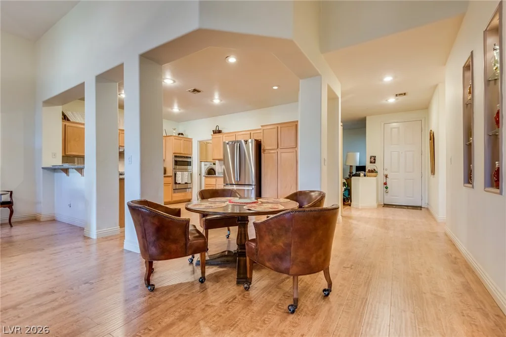1924 Summer Pine, Las Vegas, NV 89134