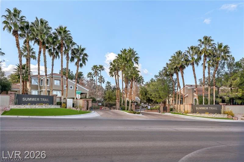 1924 Summer Pine, Las Vegas, NV 89134