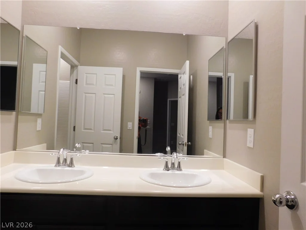 2715 Amazing Meadows, North Las Vegas, NV 89031