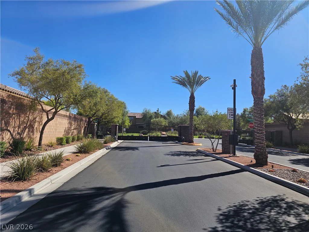 8120 Lennox View, Las Vegas, NV 89113