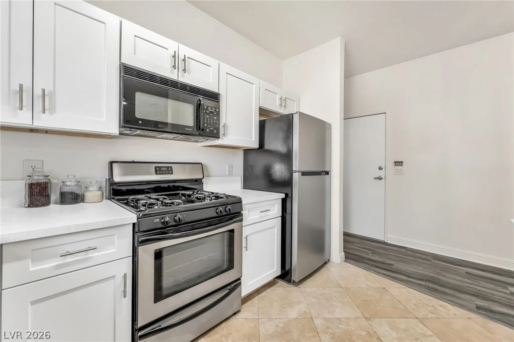 5250 Rainbow, Las Vegas, NV 89118