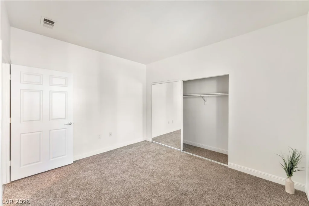 5250 Rainbow, Las Vegas, NV 89118
