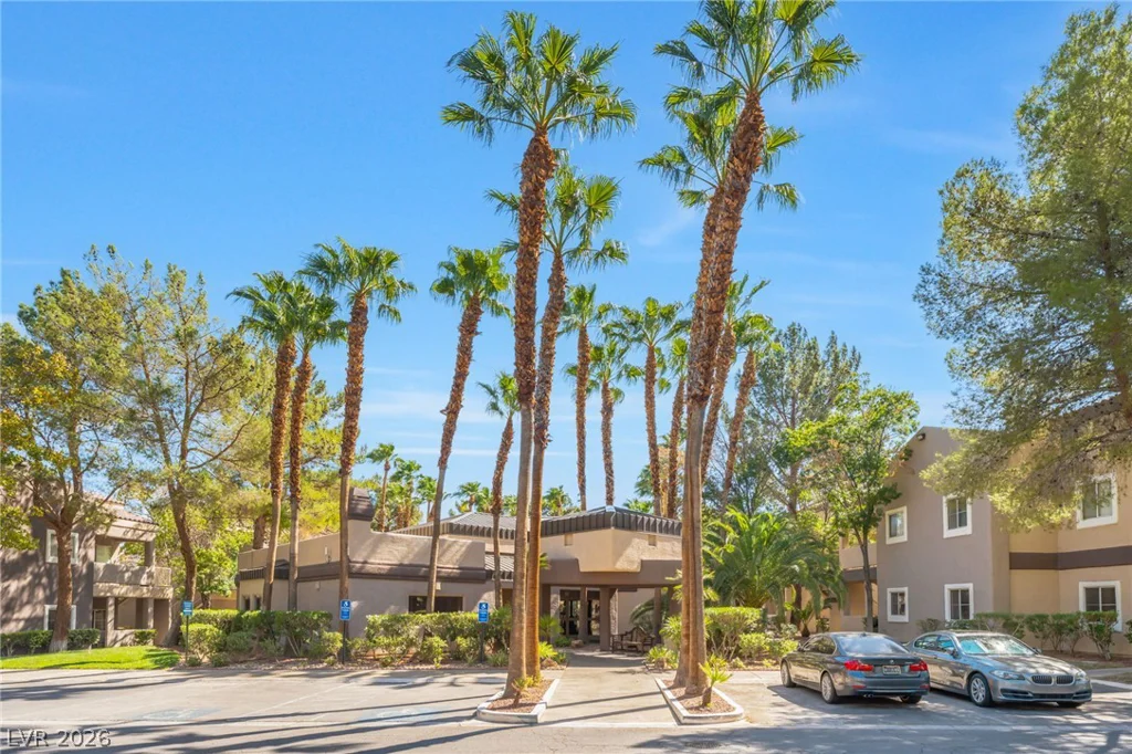 5250 Rainbow, Las Vegas, NV 89118
