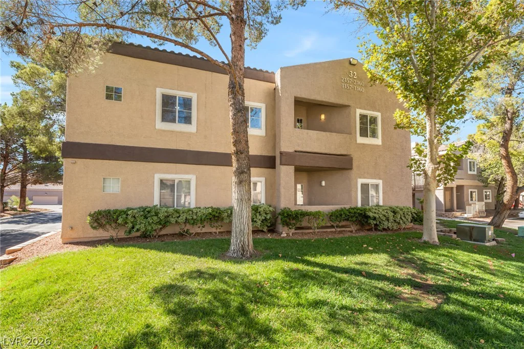 5250 Rainbow, Las Vegas, NV 89118