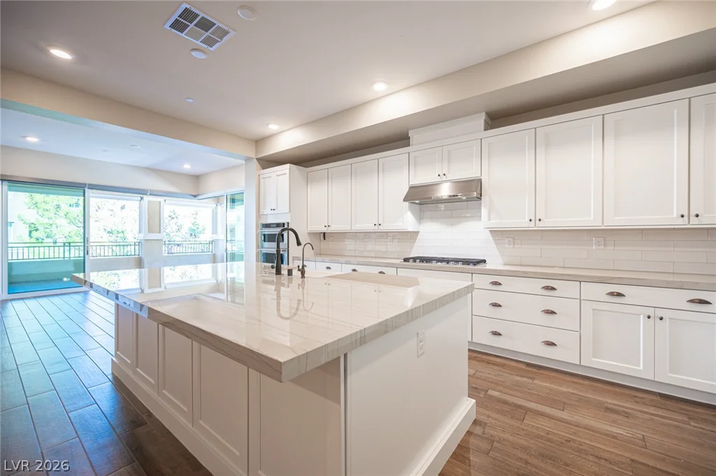 9200 Las Manaitas, Las Vegas, NV 89144