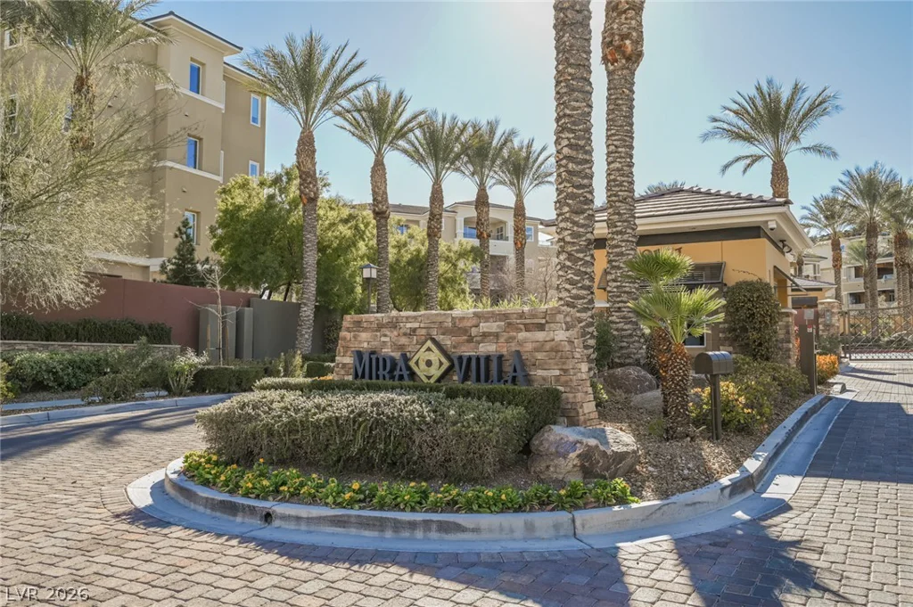 9200 Las Manaitas, Las Vegas, NV 89144