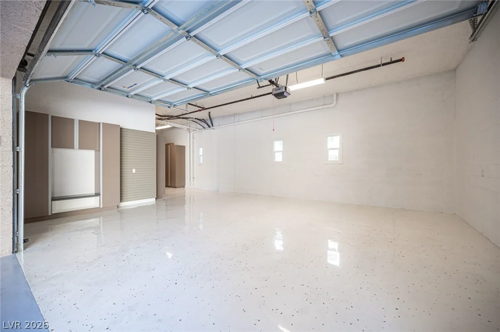 9200 Las Manaitas, Las Vegas, NV 89144