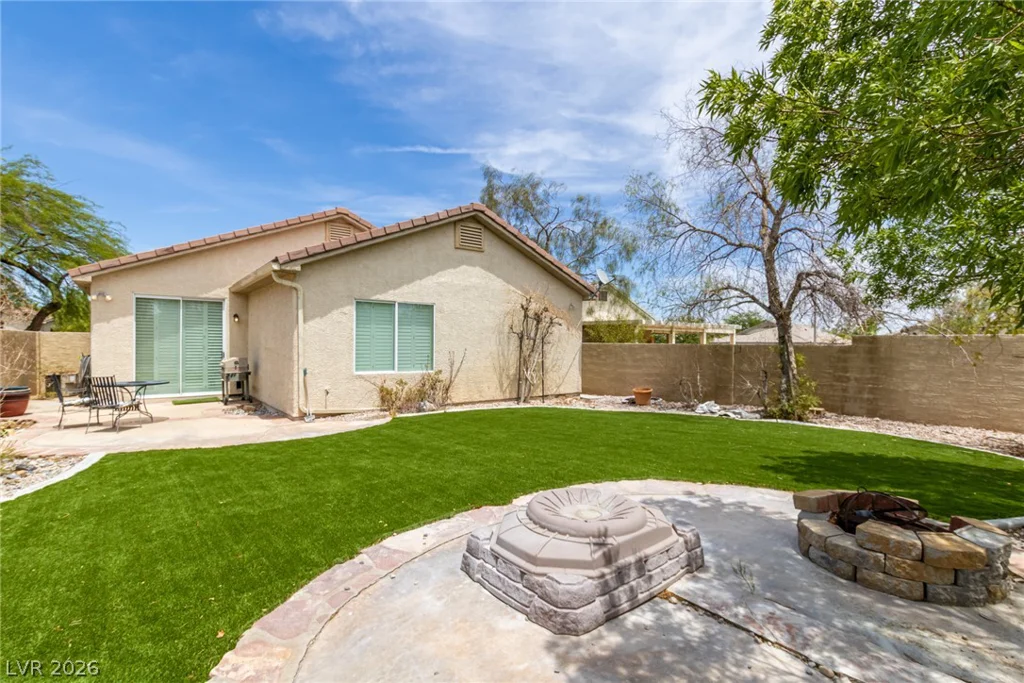10917 Fog Hollow, Las Vegas, NV 89135