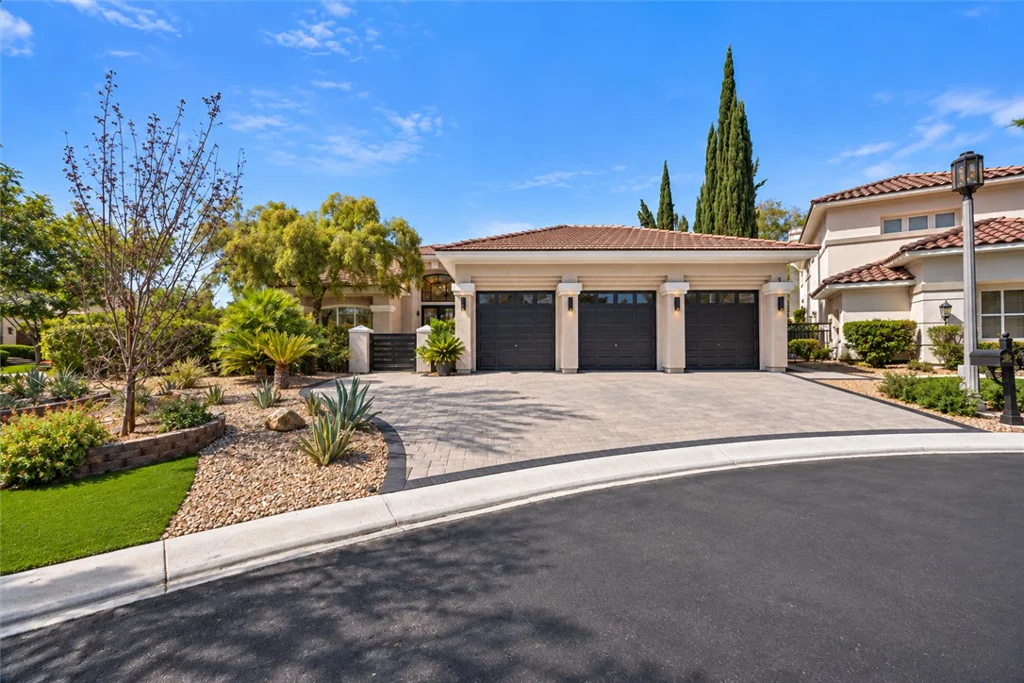 8908 Tavistock, Las Vegas, NV 89134