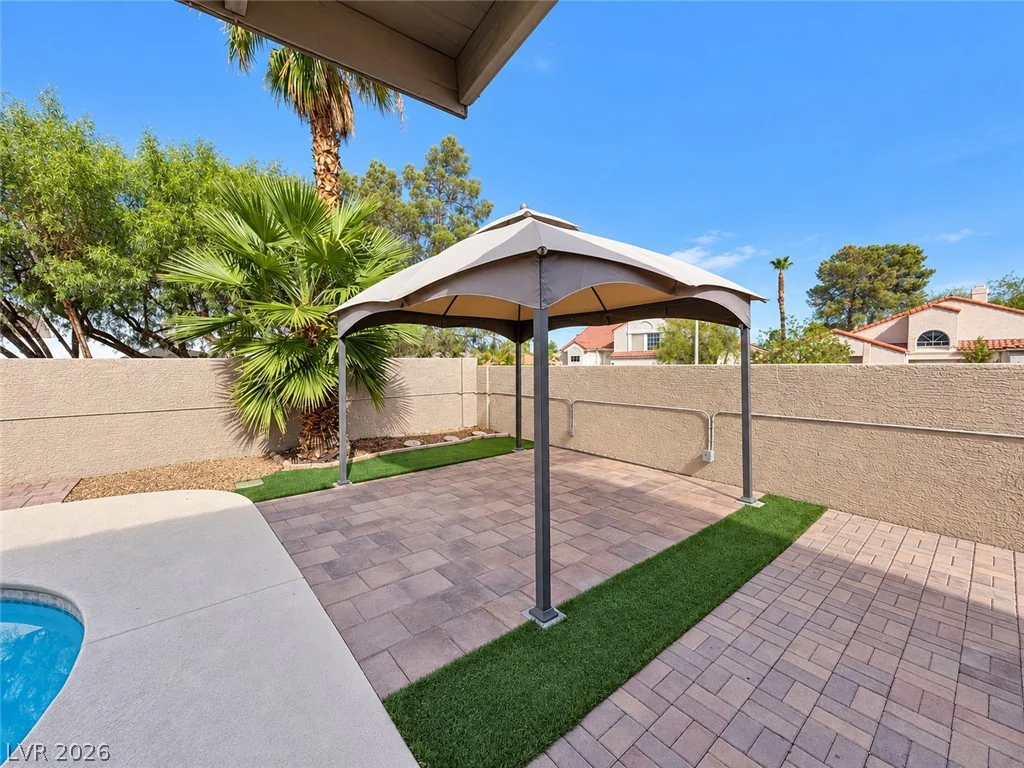 43 Bayridge, Henderson, NV 89074