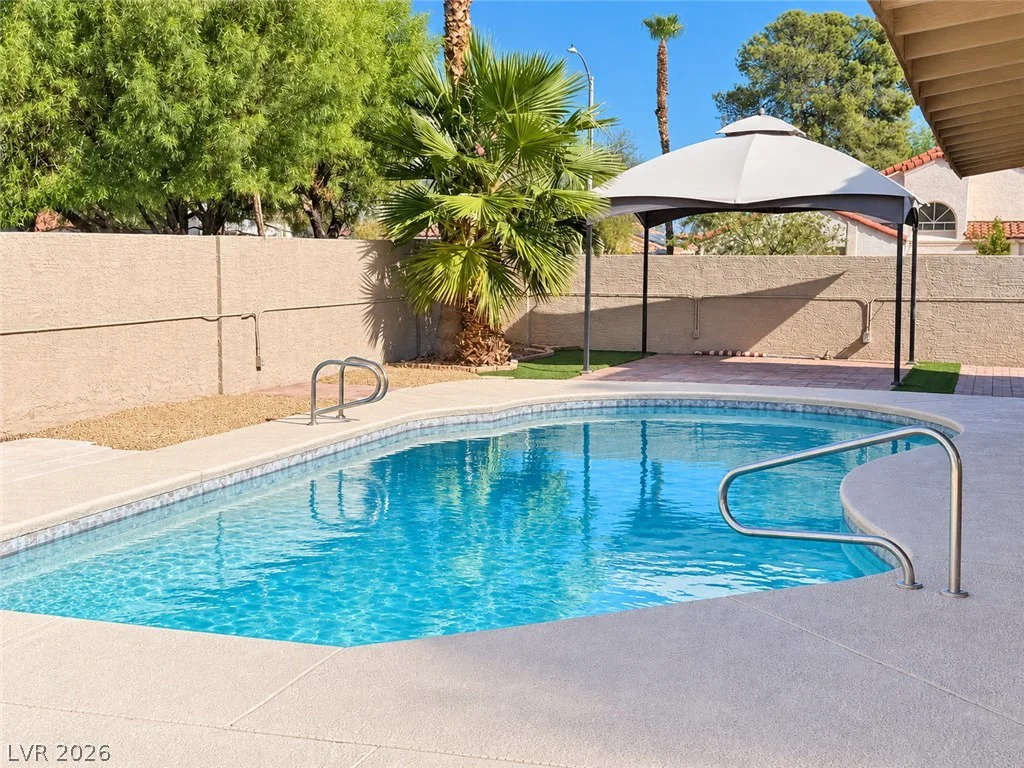 43 Bayridge, Henderson, NV 89074
