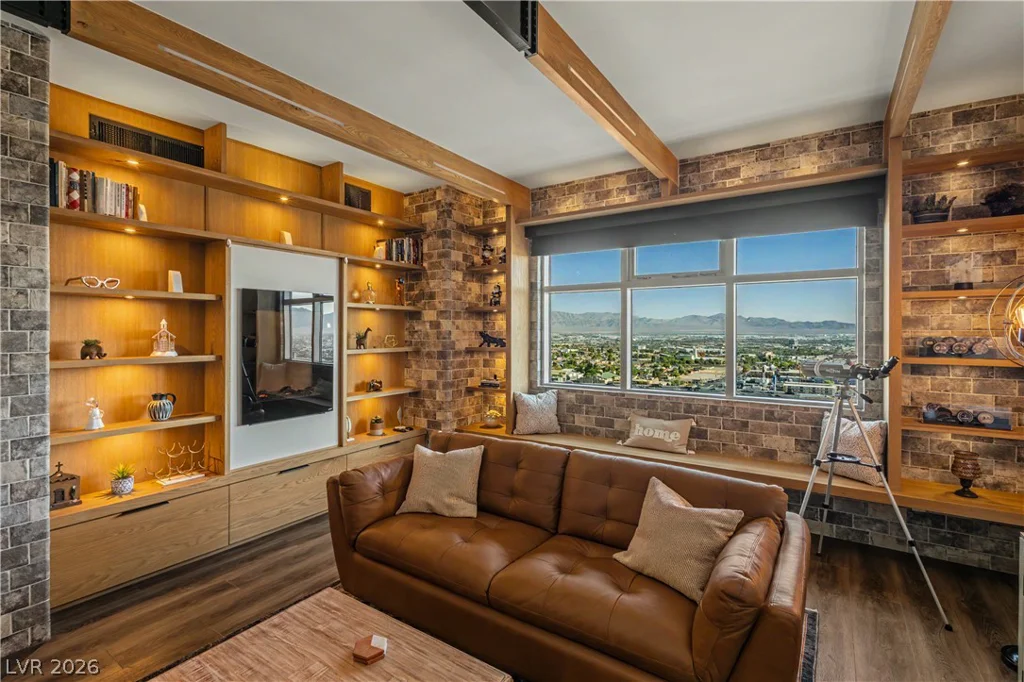 150 Las Vegas, Las Vegas, NV 89101