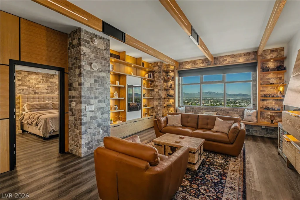 150 Las Vegas, Las Vegas, NV 89101