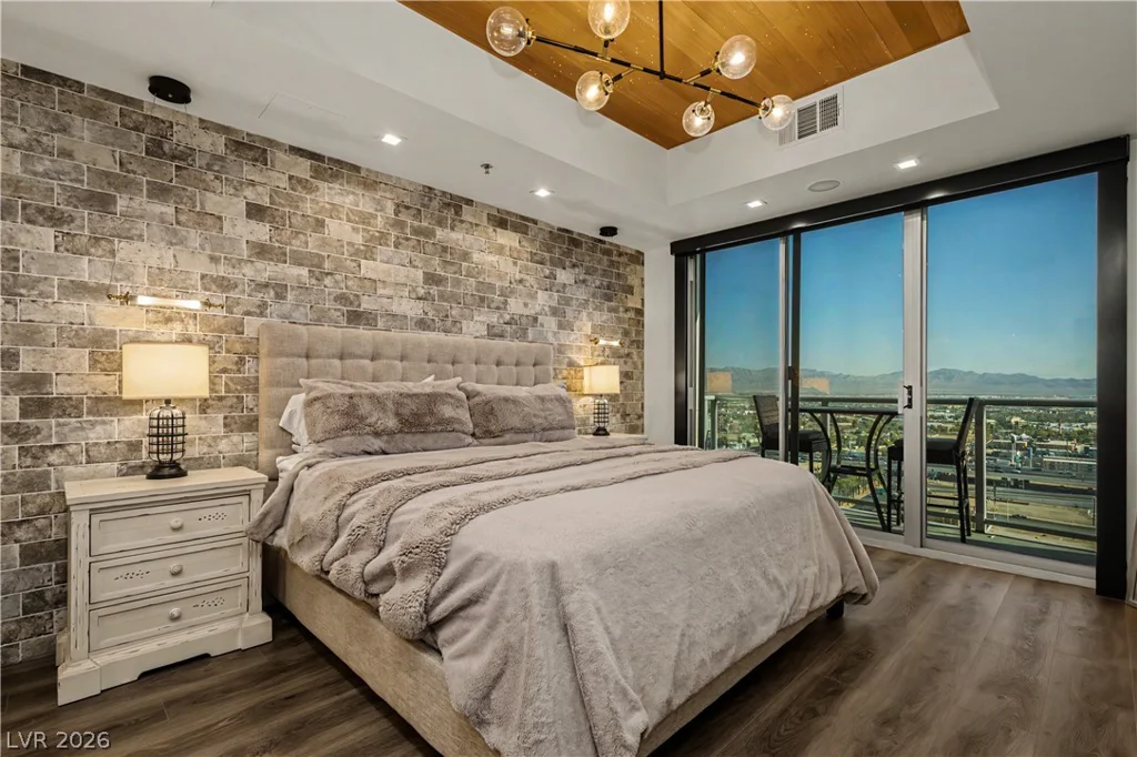 150 Las Vegas, Las Vegas, NV 89101