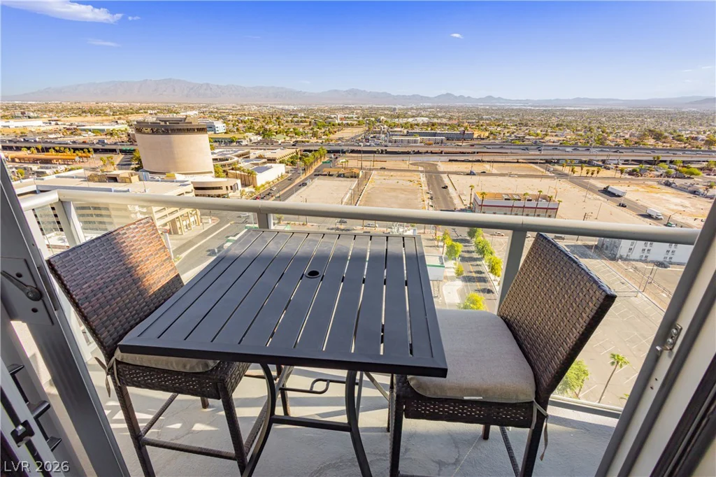 150 Las Vegas, Las Vegas, NV 89101