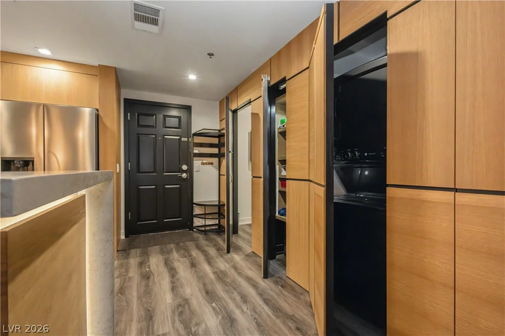 150 Las Vegas, Las Vegas, NV 89101
