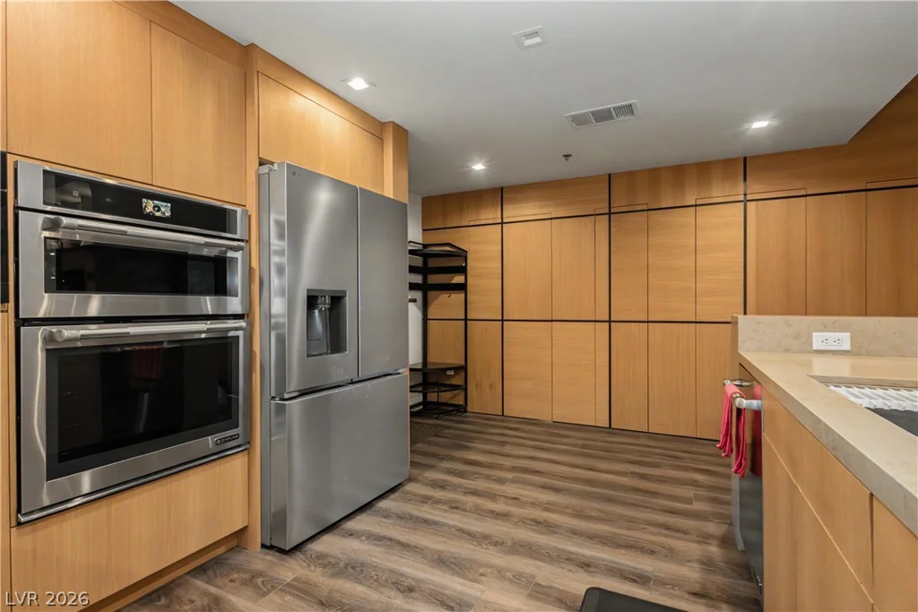 150 Las Vegas, Las Vegas, NV 89101