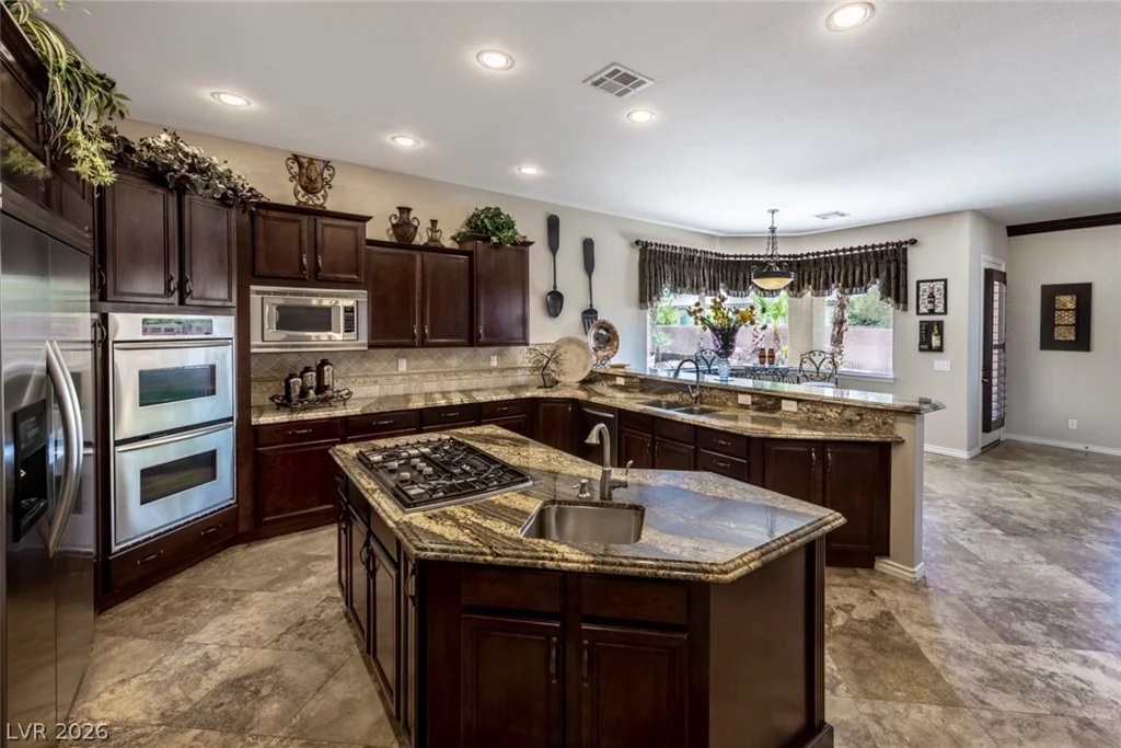 7561 Prancing Pony, Las Vegas, NV 89131