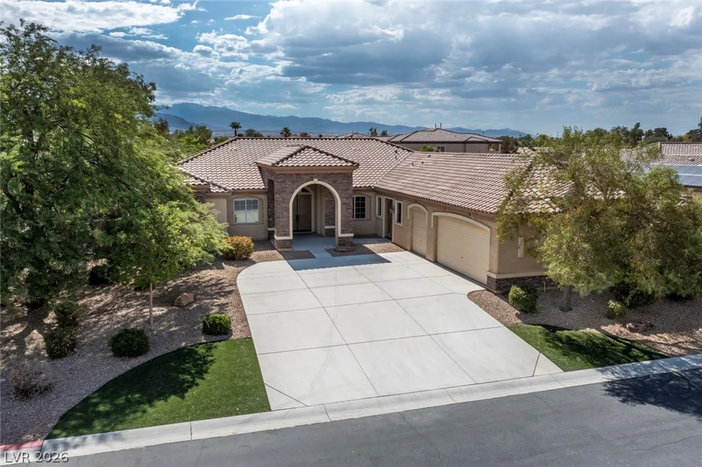 7561 Prancing Pony, Las Vegas, NV 89131