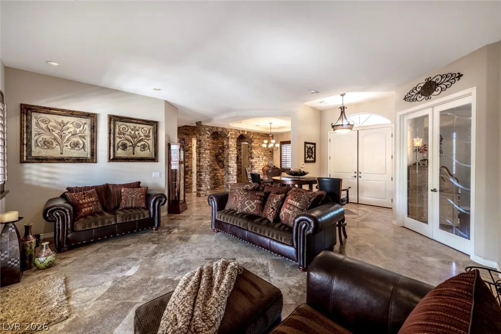 7561 Prancing Pony, Las Vegas, NV 89131